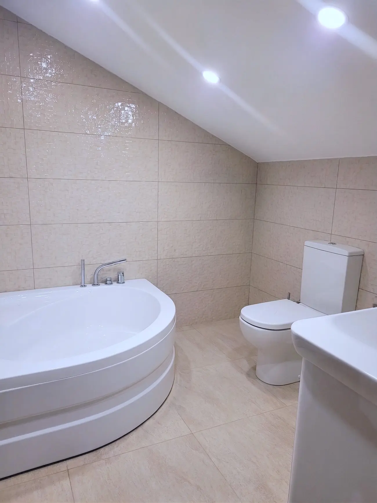 Jacuzzi tub